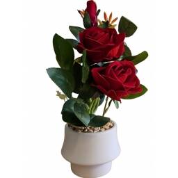 Maceta chica con rosas rojas - flores decorativas