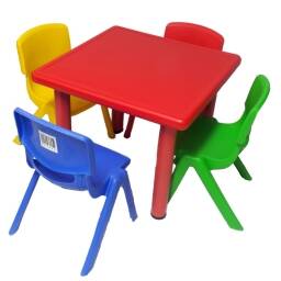 Juego de mesa +  4 sillas infantiles 
